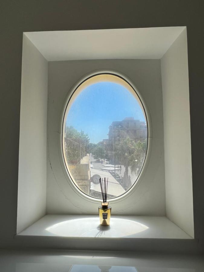 Rome, Beautiful Apartment In A Vintage Building 리도디오스티아 외부 사진
