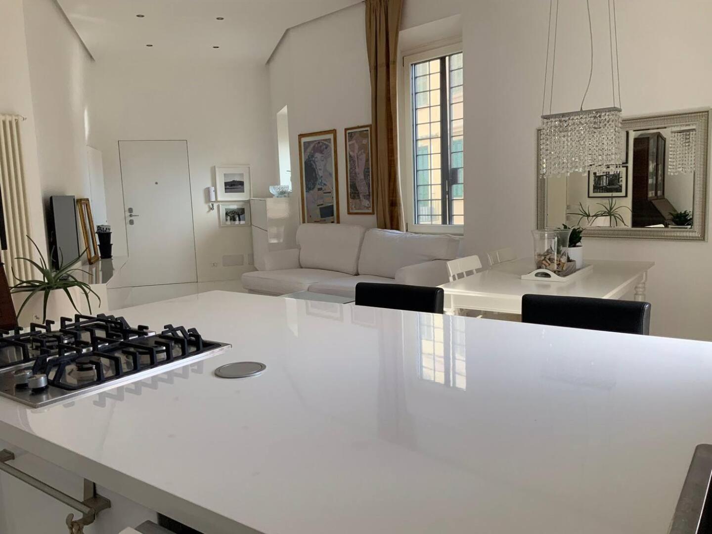 Rome, Beautiful Apartment In A Vintage Building 리도디오스티아 외부 사진